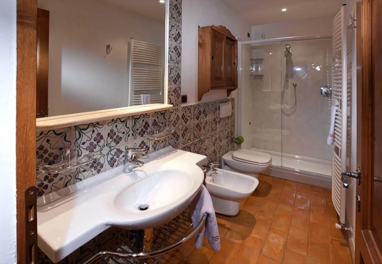 Casale grande — GV 2 (sala da bagno)